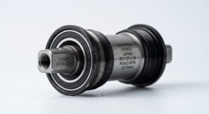 Картридж каретки Shimano UN300 с квадратным валом и герметичными подшипниками, предназначенный для горных и шоссейных велосипедов